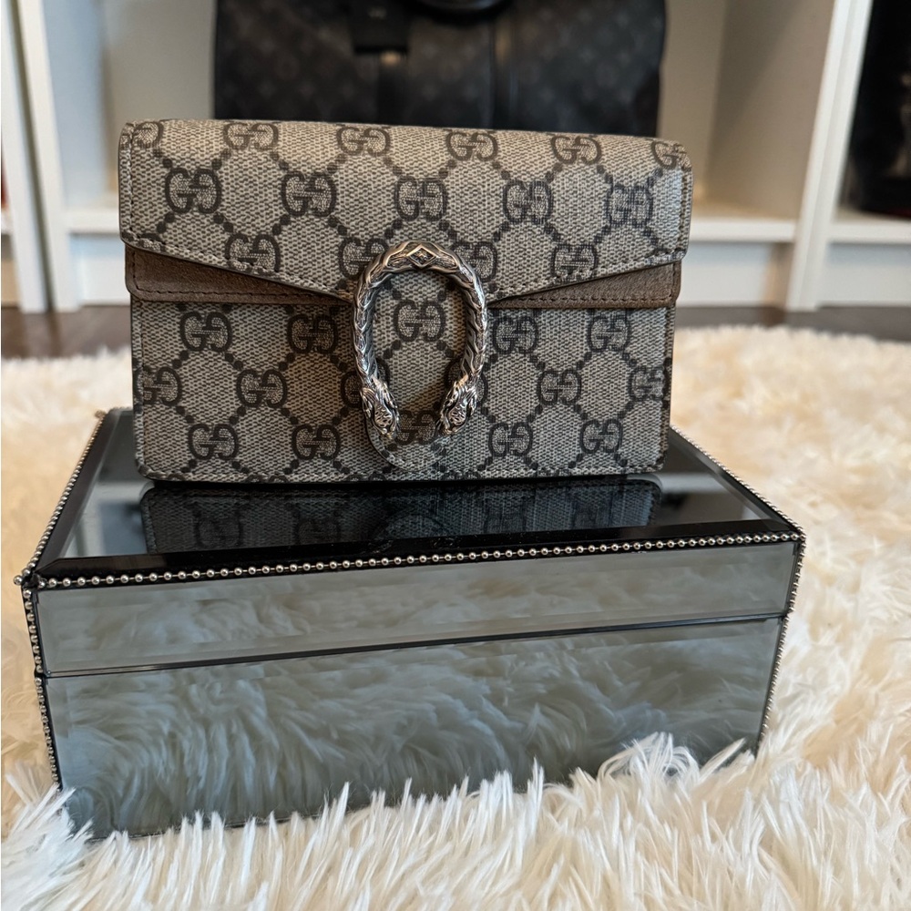 Authentic Gucci Beige Monogram Women's Bag